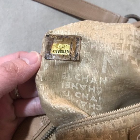 Chanel Chocolate Bar Stitch Mini Boston Bag - Picture 4 of 8